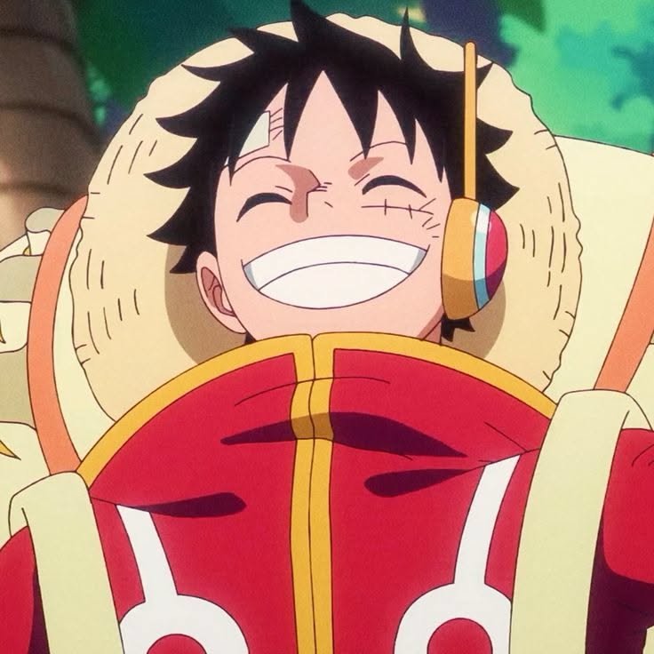 Goofy luffy pfp holding giant meat bite pre-nap ideal for casual friend server avatars