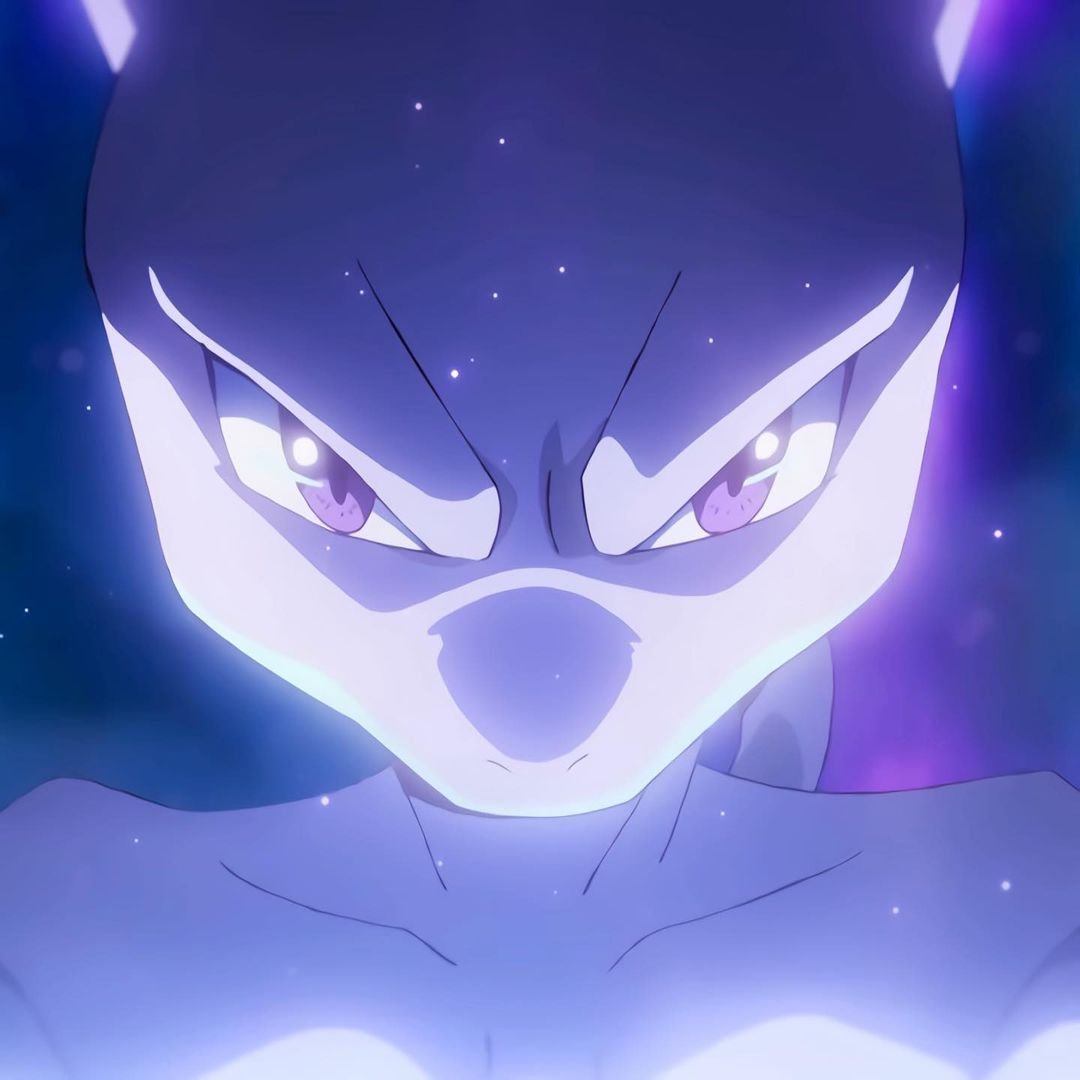 Mewtwo Pokemon pfp with sharp purple silhouette and glowing eyes for powerful, high-contrast Discord role icons