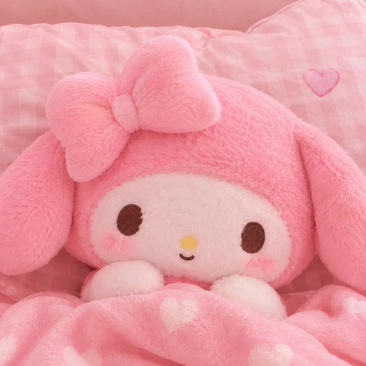 Cozy My Melody plush profile picture with pillow background and soft pink tones