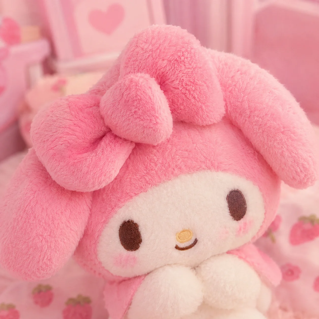 Kawaii My Melody plush PFP with bow detail and toy photography style